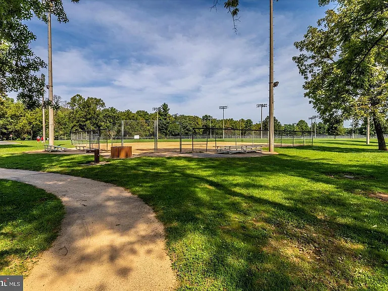 8414 Pine Bluff Rd — Photo 46