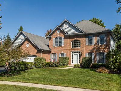 1270 N Forest View Cir, Palatine, IL, 60067