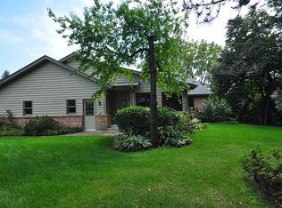 5160 S Marquette Ct, New Berlin, WI 53151