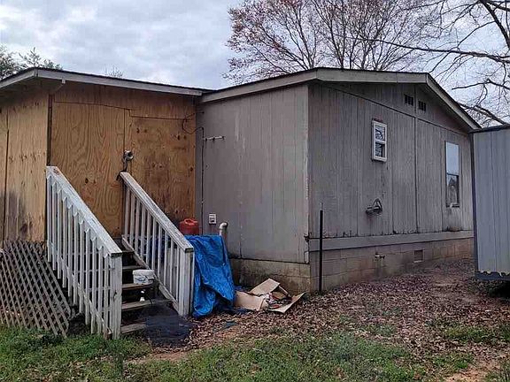 4th image of 378 Parris Dr