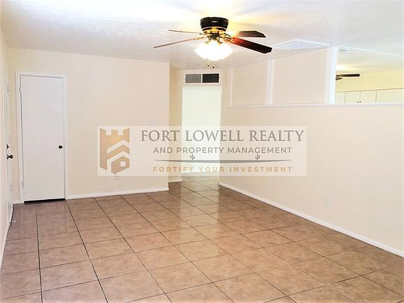 3rd image of 5626 W Sells Dr