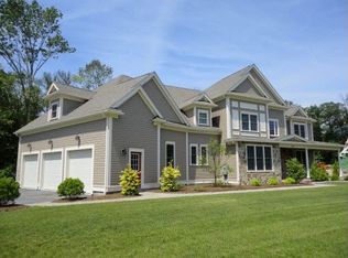 541 Fisher St, Walpole, MA 02081