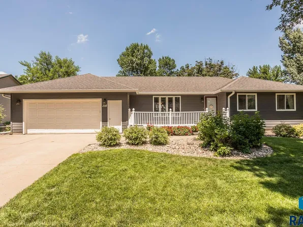 116 W Chicory Dr, Brandon, SD 57005