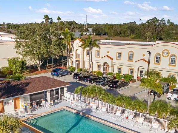 1216 Rio De Janeiro Ave #301, Punta Gorda, FL 33983