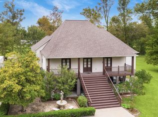 1032 River Ridge Rd, Breaux Bridge, LA 70517