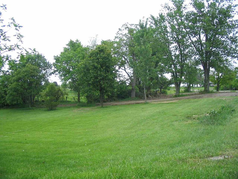 2nd image of 10805 Us Highway 127 N