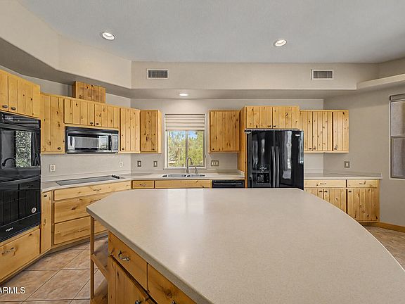 3rd image of 30821 N Rancho Tierra Drive