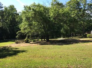 767 Barbour Ln, Eufaula, AL 36027