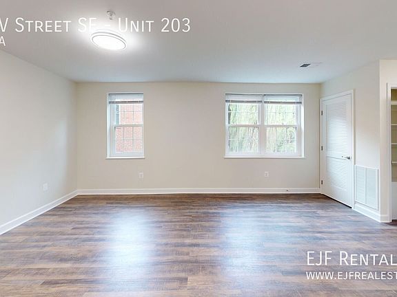 4th image of 1715 V St SE #203