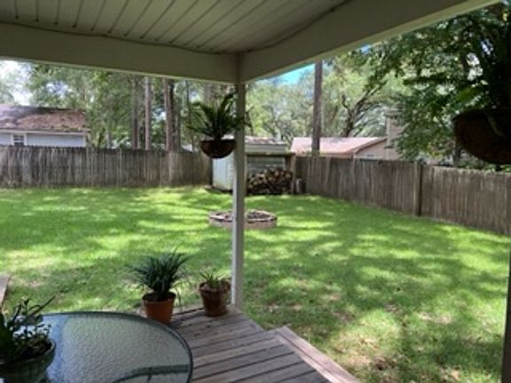 2nd image of 3057 Laredo Dr