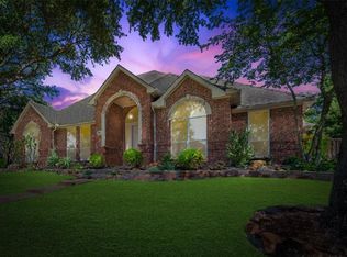 824 Blue Jay Ln, Coppell, TX 75019