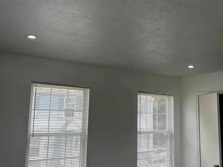102 Gateway Dr — Photo 33