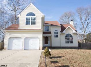 28 Sturbridge Ct, Egg Harbor Township, NJ 08234