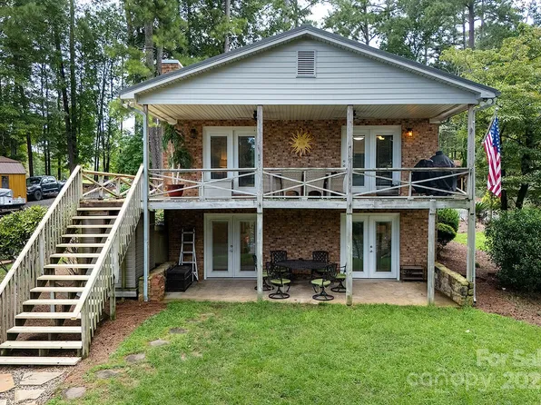 457 Emerald Shores Rd, Mount Gilead, NC 27306