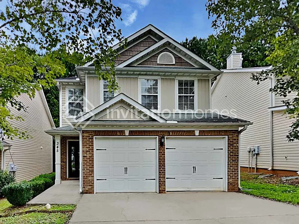 345 Hidden Creek Ln