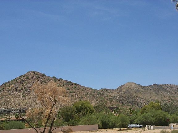 CAMELBACK MTN.