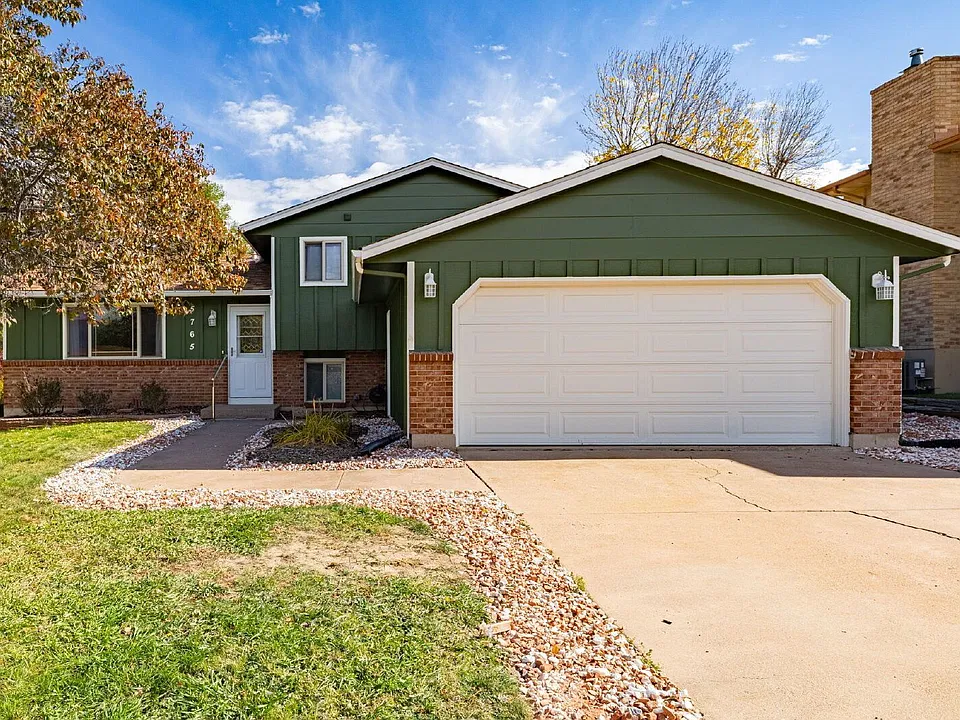 5765 Tuckerman Dr
