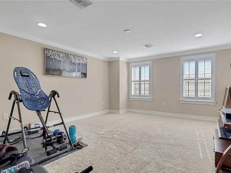 16309 Aberdeen Way — Photo 27