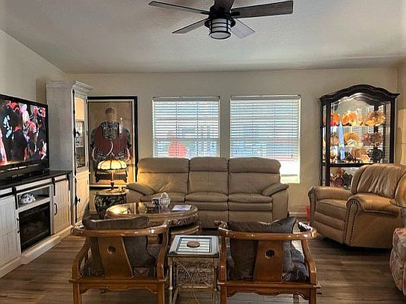 5th image of 9351 E 28th St #117