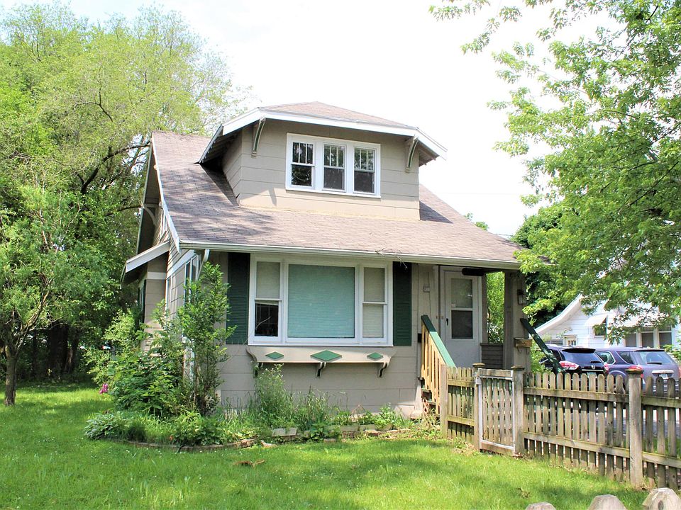 1st image of 1215 E Cork St #A