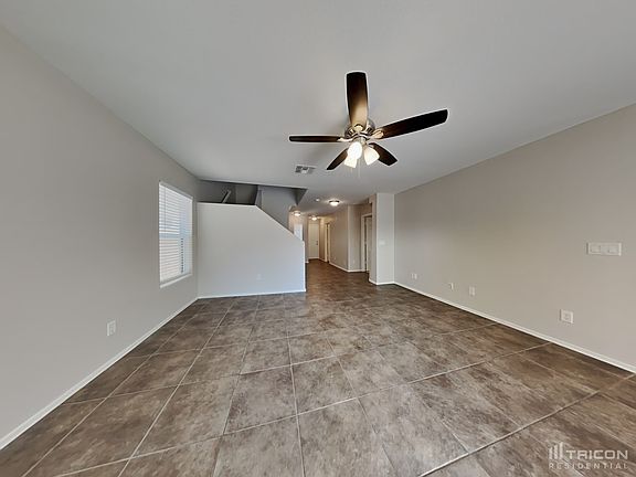 3rd image of 41321 W Cahill Dr