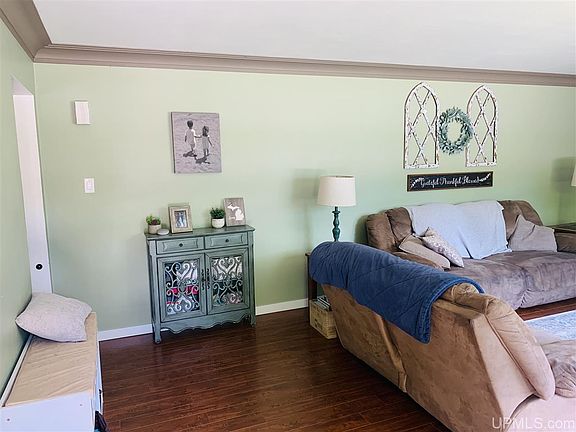 5th image of 1420 Minneapolis Ave