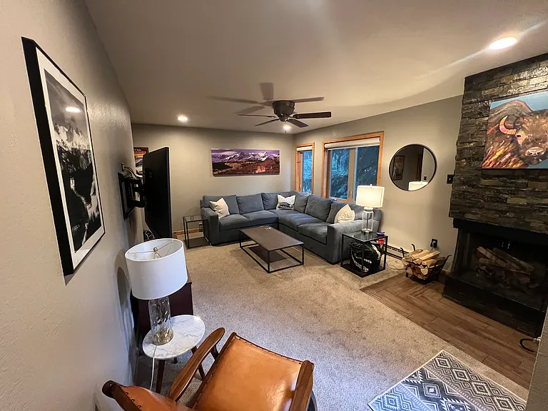 83 Larkspur Ln #B — Photo 15