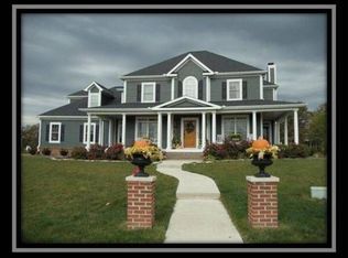 1130 Meadow Ct, Decatur, IL 62521