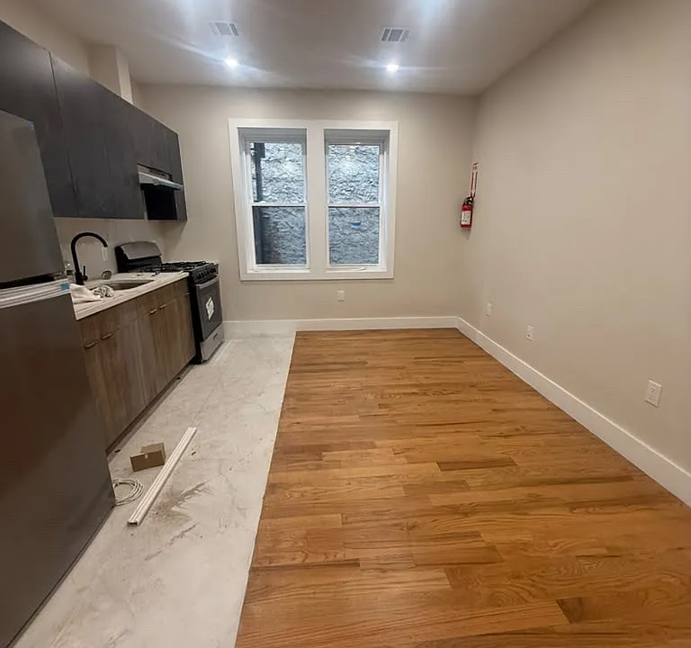 79 Broadway #102