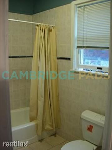 2nd image of 1149 Cambridge St