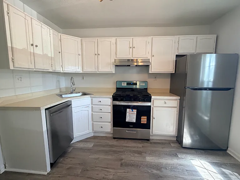 8642 Sumter Ct — Photo 8