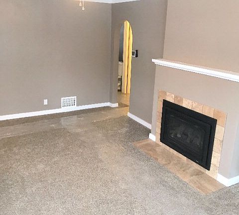 3rd image of 1148 Lake Ave