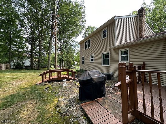 4th image of 200 Sawmill Run Dr