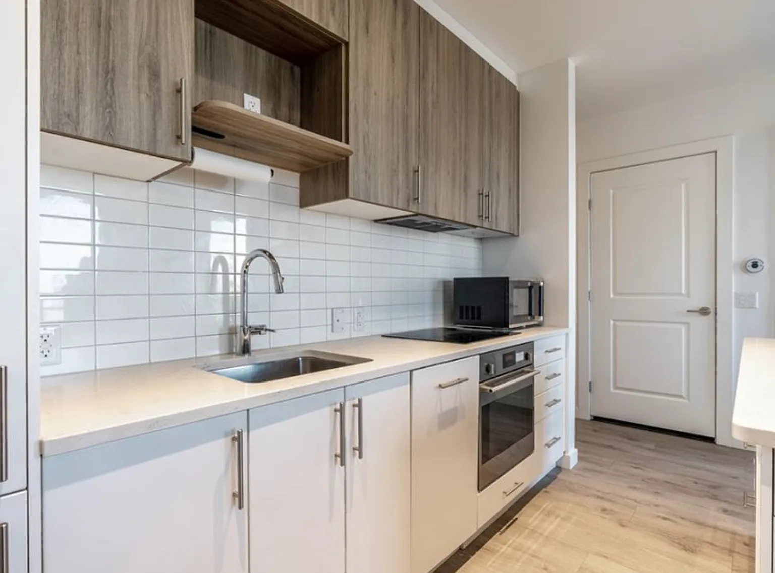 1 bed, 549 sqft, $2,175 — Photo 3
