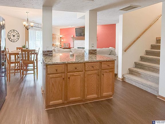 3rd image of 609 NW 20th St #35