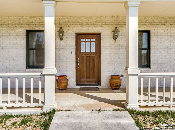 4th image of 10635 Bridlewood Trl