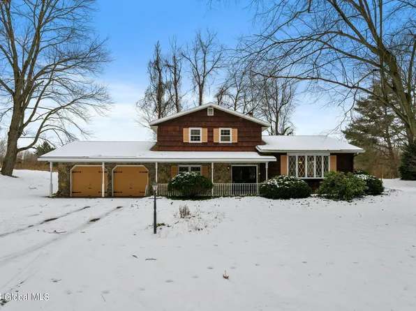 3 Bayberry Drive, Castleton, NY 12033