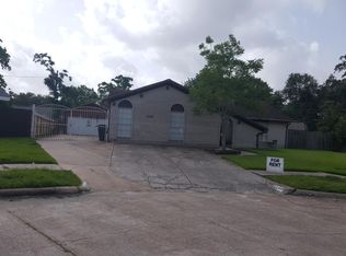 5747 Ludington Dr, Houston, TX 77035