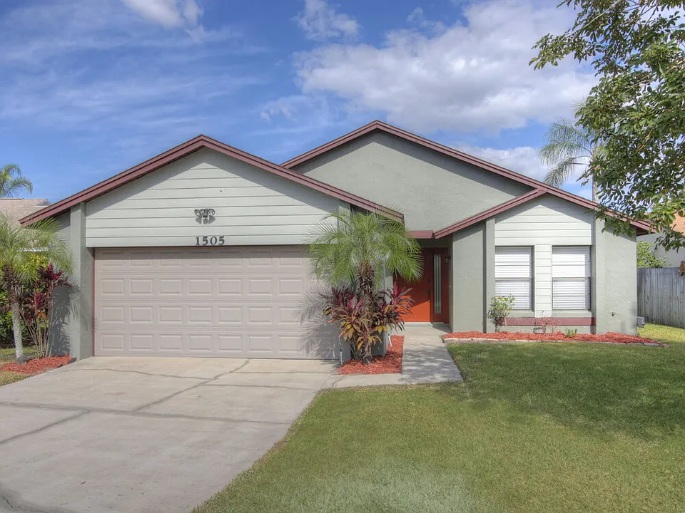1505 Cougar Ct