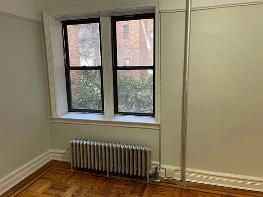 Rented by Chana Ofek, LREB | media 18