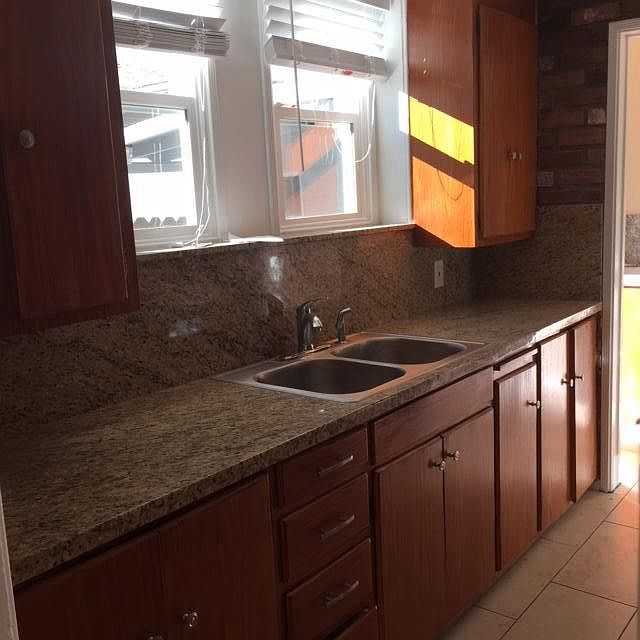 2nd image of 5529 Tampa Ave