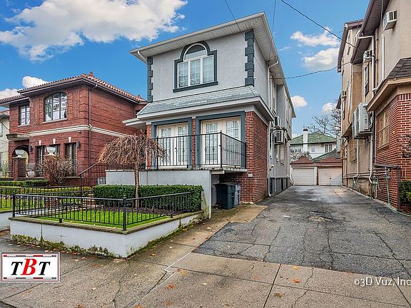 3rd image of 1576 E 27th St
