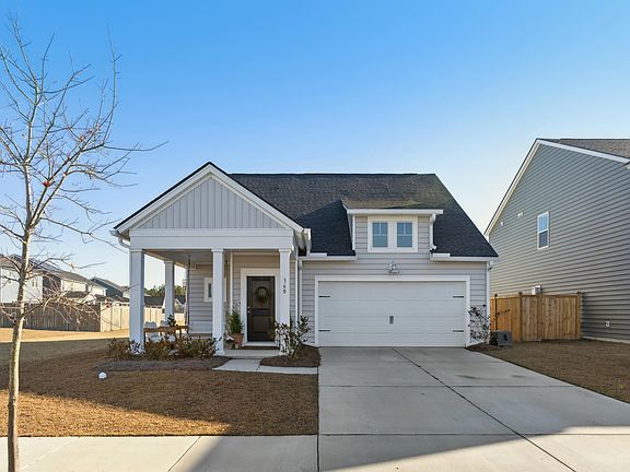 2nd image of 360 Garden Lily Ln
