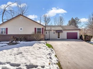 31 Fernott Dr, Elma, NY 14059