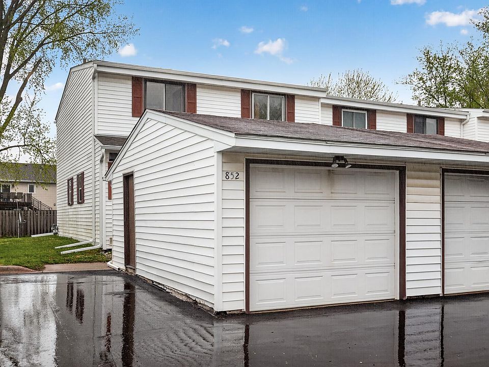 1st image of 852 Woodgate Dr #216