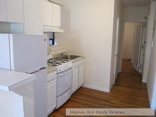 Rented by Magnum Realty Holdings, LLC | media 22