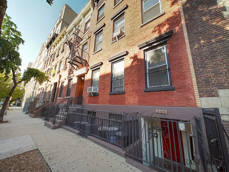 327 W 18th St #3 — Photo 12