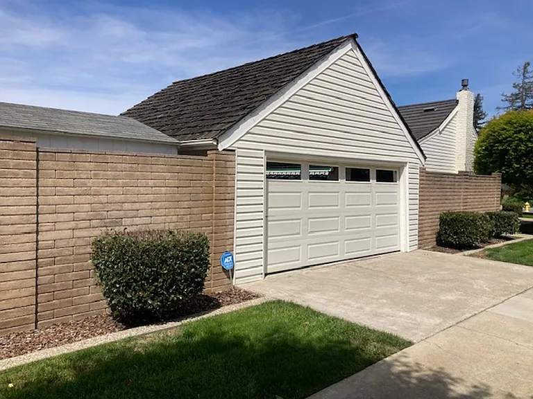 1599 San Gabriel Way — Photo 4