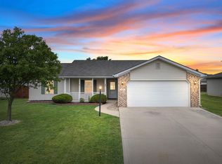 830 S Sommerset Trl, Columbia City, IN 46725