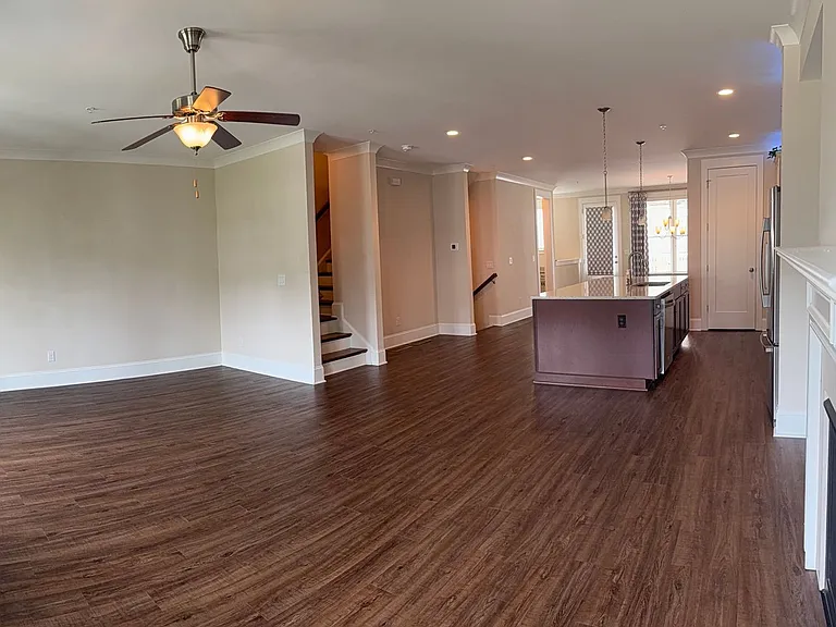 155 Inwood Walk — Photo 24
